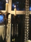 Preview: Rostiger Kerzenhalter mit 3  Kristallprismen